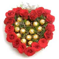 Send Chocolates to Delhi : Send Gifts to Delhi : Cadbury Celebration Chocolates to Delhi