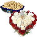 Cakes to Delhi : Send Christmas Cakes to Delhi : Heart Shape Cakes to Delhi