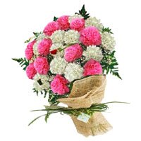 Deliver Anniversary Flowers to Delhi