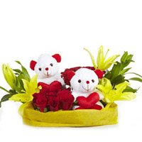 Best Flower Delivery in Delhi - Rose Lily Teddy