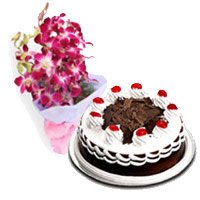 Mother's Day Flowers and Cakes to Delhi