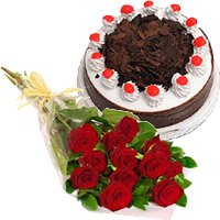 New Year Eggless Cakes to Delhi : Flowers to Delhi