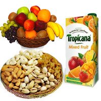 1 Kg Fresh Fruits Basket with 500 gm Mix Dry Fruits and 1 ltr Mix Fruit Juice