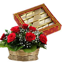 Karwa Chauth Gifts Delivery in Delhi