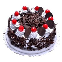 1 Kg Black Forest Cake : Send Karwa Chauth Cakes to Delhi