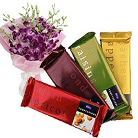 Send New Year Chocolates to Delhi