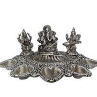 Send Diwali Diyas and Candles to Delhi, Diwali Gifts to Delhi