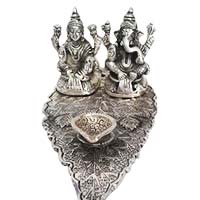 Send Diwali Diyas and Candles to Delhi, Diwali Gifts to Delhi