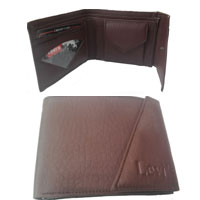 Send Wallet to Delhi : Gifts to Delhi