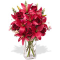 Send Flowers to Delhi : Vase Arrangement of Flowers to Delhi
