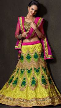 Saree to Delhi : Send Gifts to Delhi