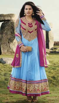 Saree to Delhi : Send Gifts to Delhi