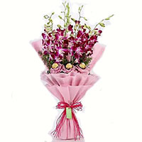 Online Chocolates and Flowers to Delhi