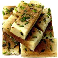 Best Diwali Gifts Delivery in Delhi : 500 gm Milk Cakes to Delhi