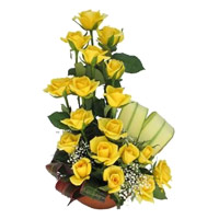 Online Flowers to Delhi : 18 Yellow Roses Basket