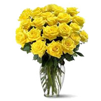 Flowers to Delhi : 24 Yellow Roses Vase
