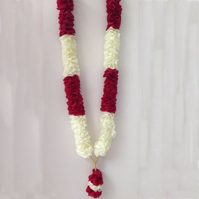 Send Flowers to Delhi